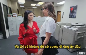 Bóp vú chị dâu